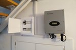 2,9kWp sieťová elektráreň + dohrev vody prebytkami Beňová Lehota